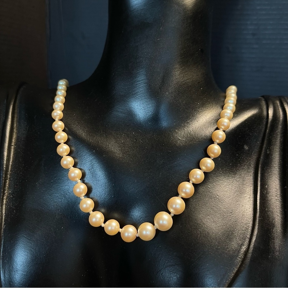Vintage Monet gold tone faux pearl necklace